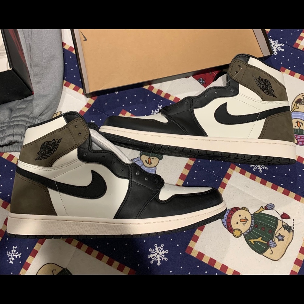 Jordan 1 OG High Mocha SZ13 *check check verified*